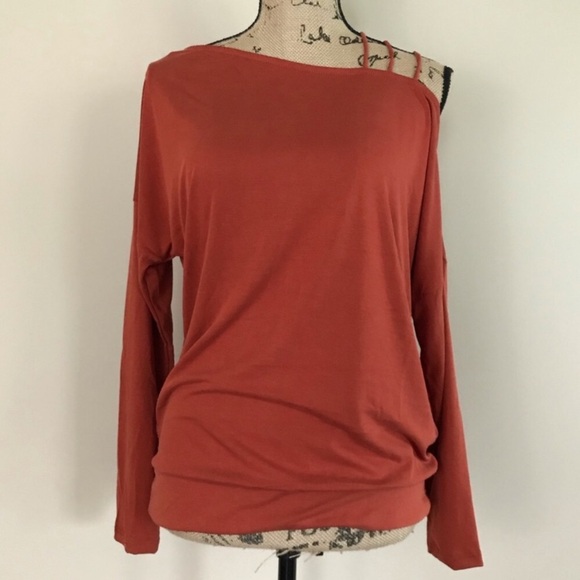 Rust strap shoulder top - Picture 4 of 6
